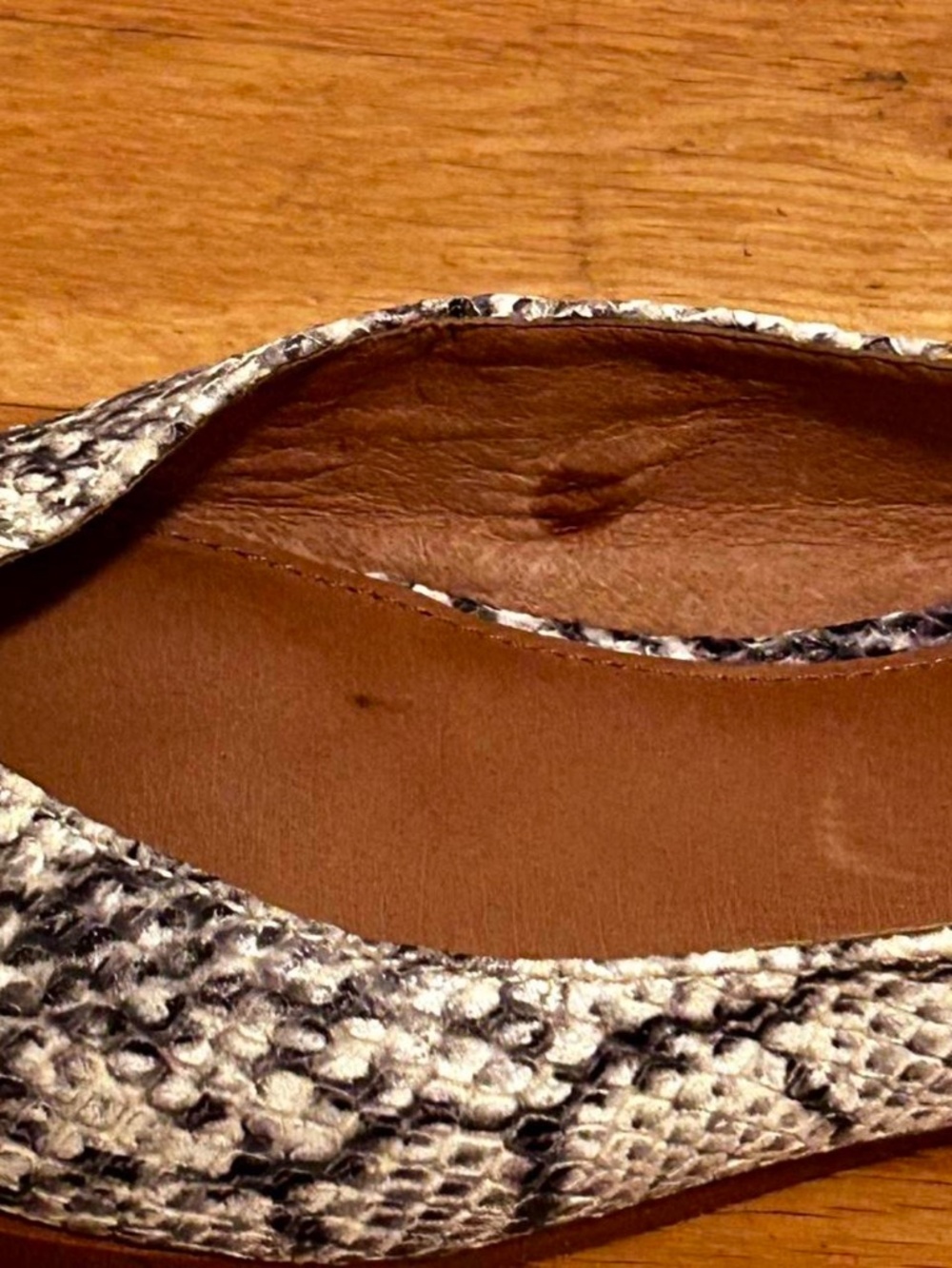 FRYE Kenzie pointed toe slingback flats, snake print leather, 7 - Picture 7 of 8